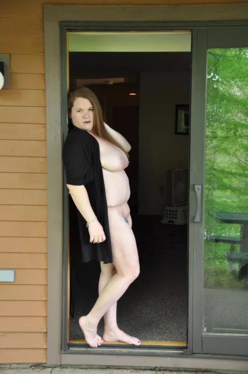 Love being outdoors naked by RoxyDover