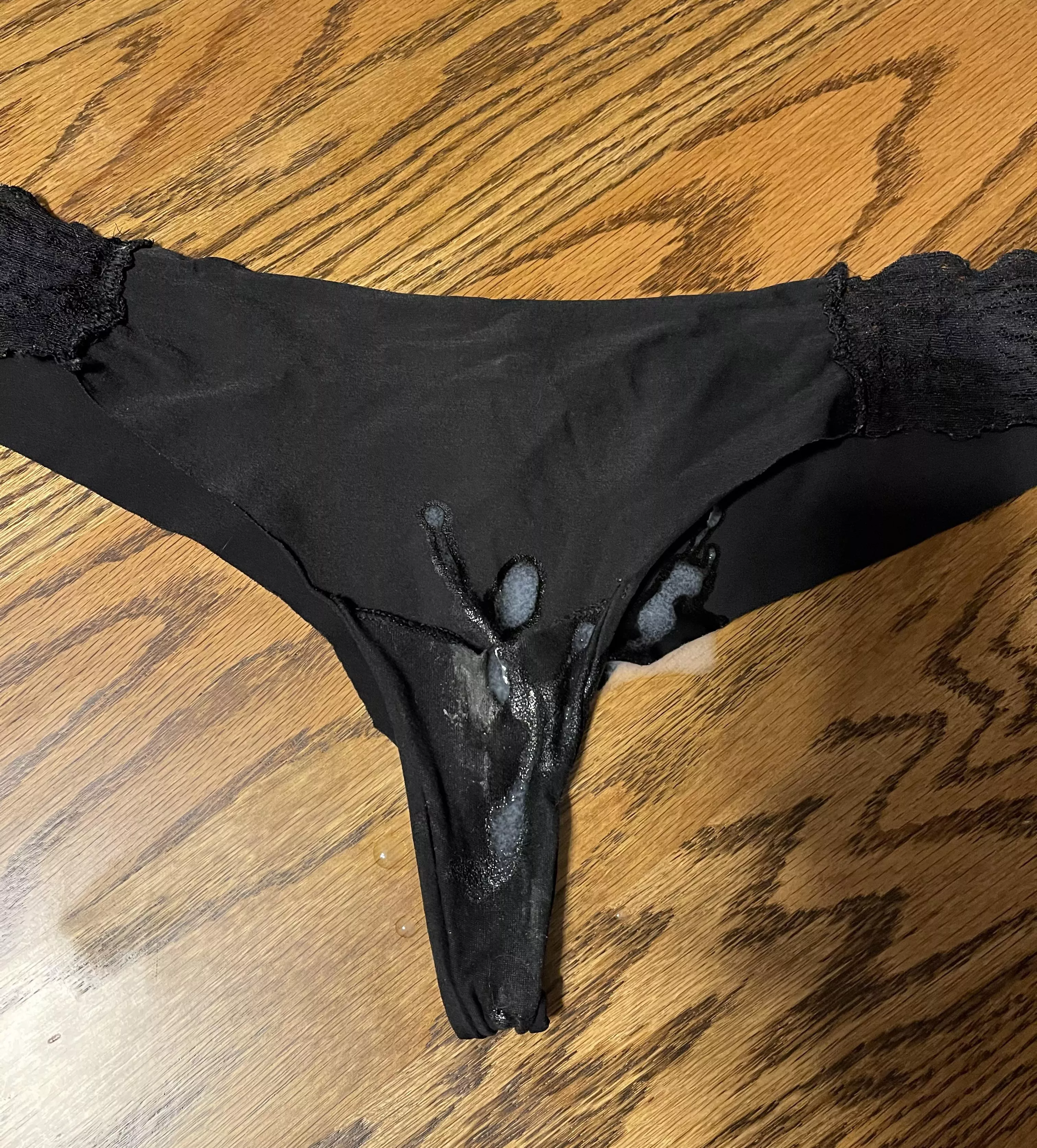 Love cumming on her thongs posted by dirtyhusband69x