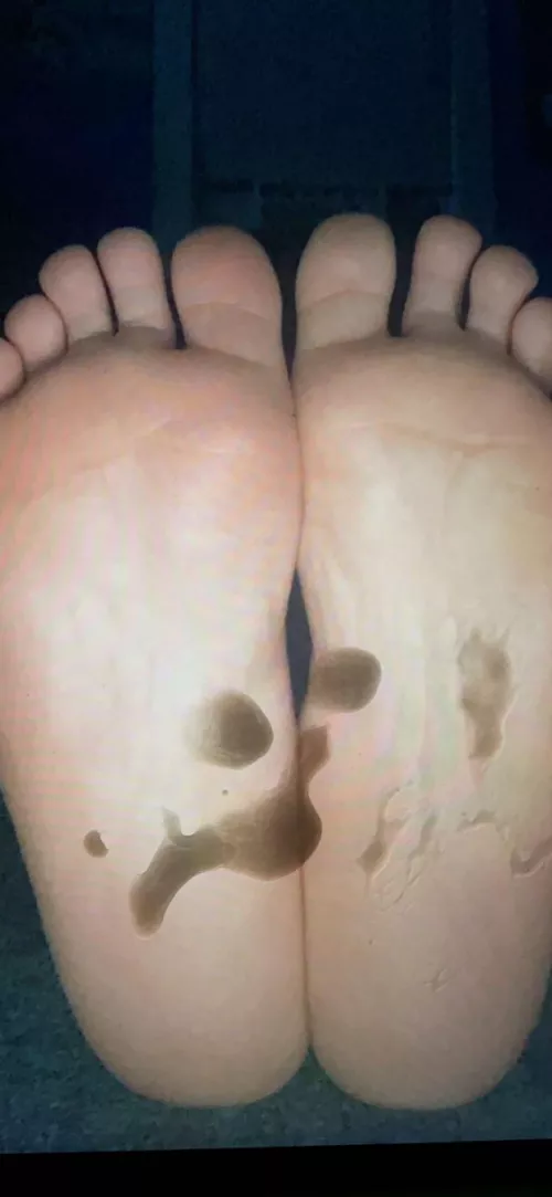 Love cumtributes for my feet. Anyone wanna give me more? Also give footjobs if you in jersey or near jersey ;) by Alternative_Signal78