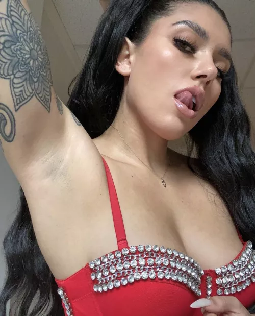 Love for all, hatred for none. by huagyk