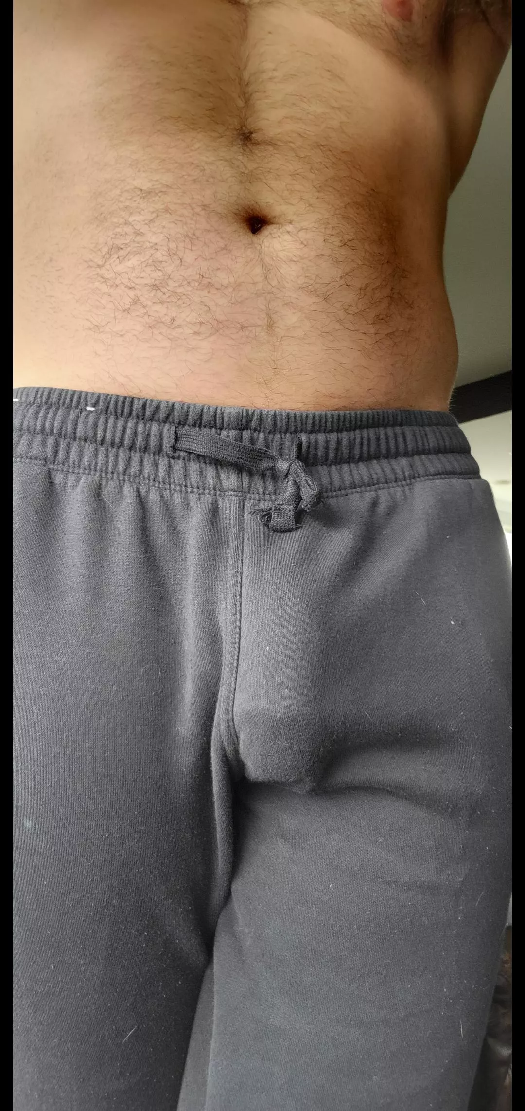 love freeballing in sweats posted by luckyluc23