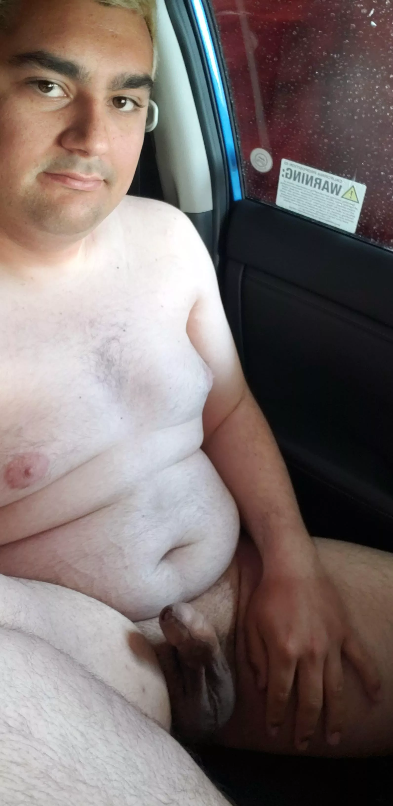 love getting naked in the car wash! posted by hg_dreamer