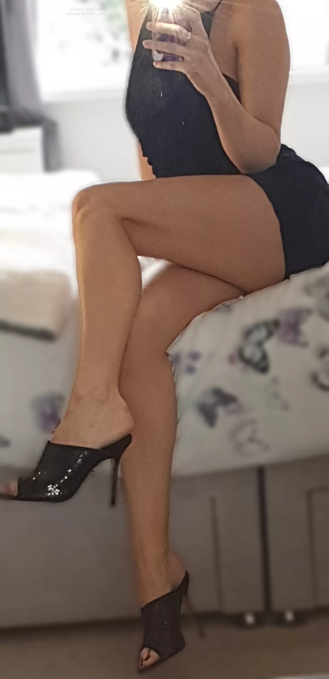 love how heels make my legs even longer posted by laylalushlegs