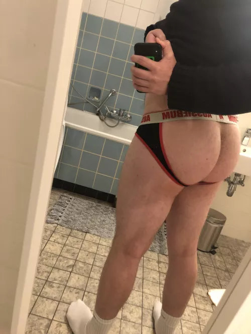 Love how my ass looks by maxhairs