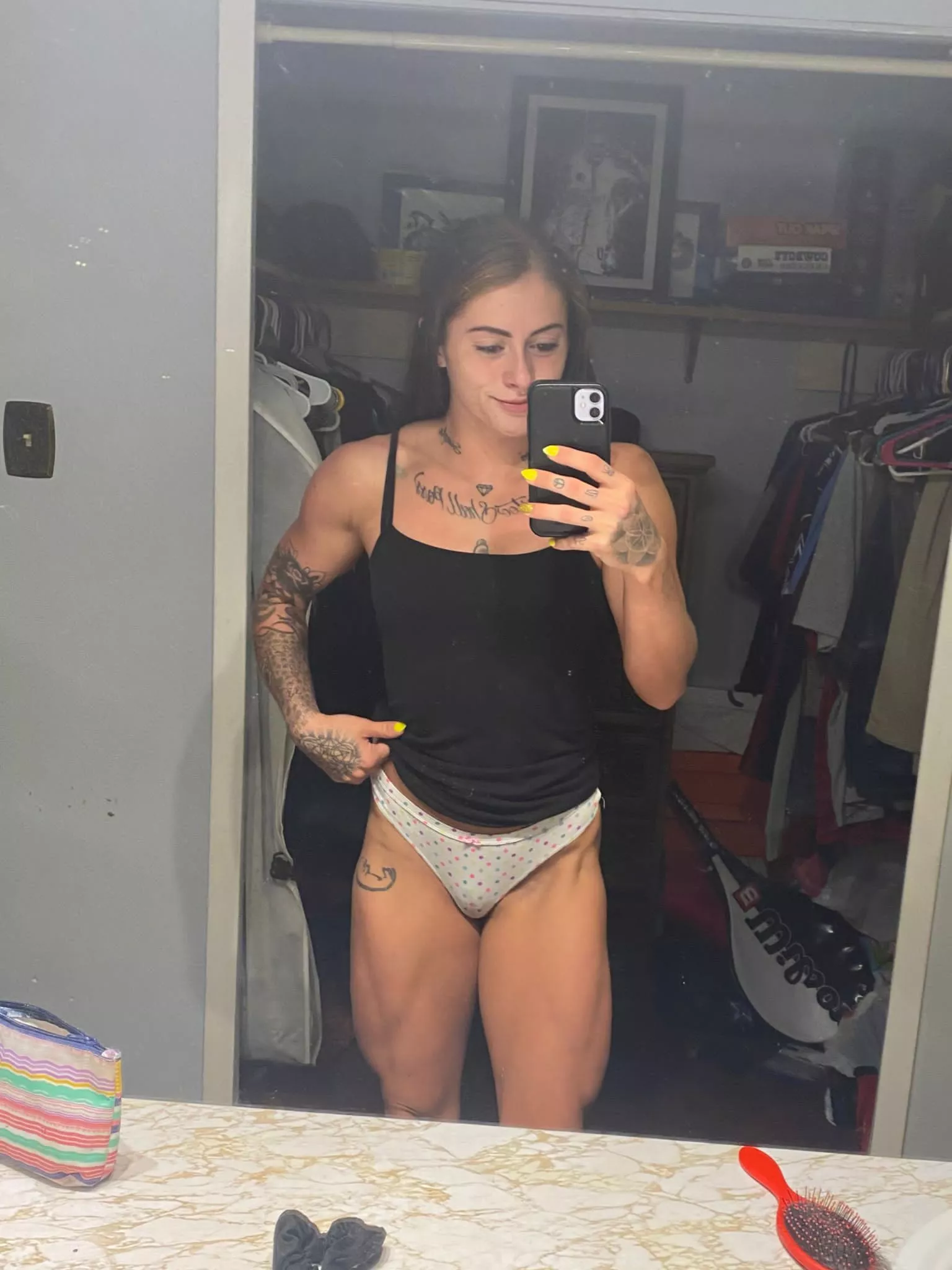 Love how my quads pop here posted by armani1_mila