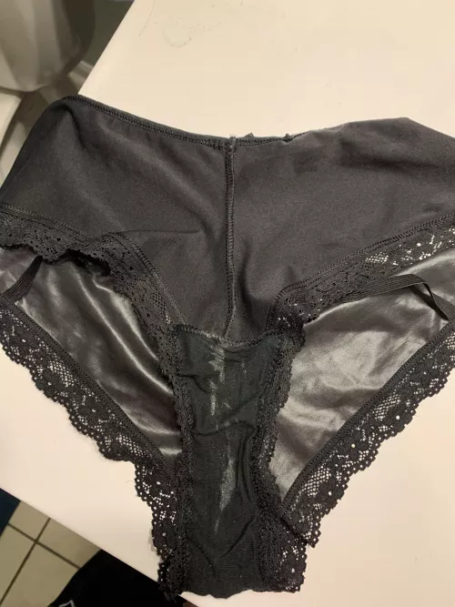 Love how she stains her panties by Uncuthangstotheleft