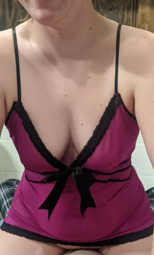 love how they sit in this outfit by forfun_6969