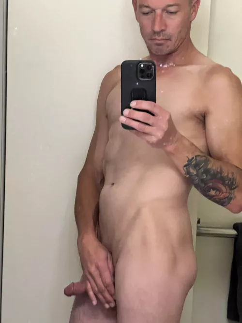 Love it or hate it. Either way it’s always on your mind! by Yoursofuckingfake