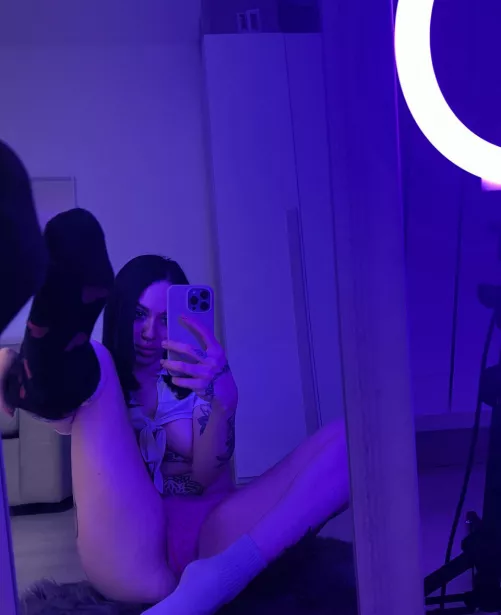 Love keeping my socks on while fucking, also bonus cum points if they're mismatched by blossomcutes