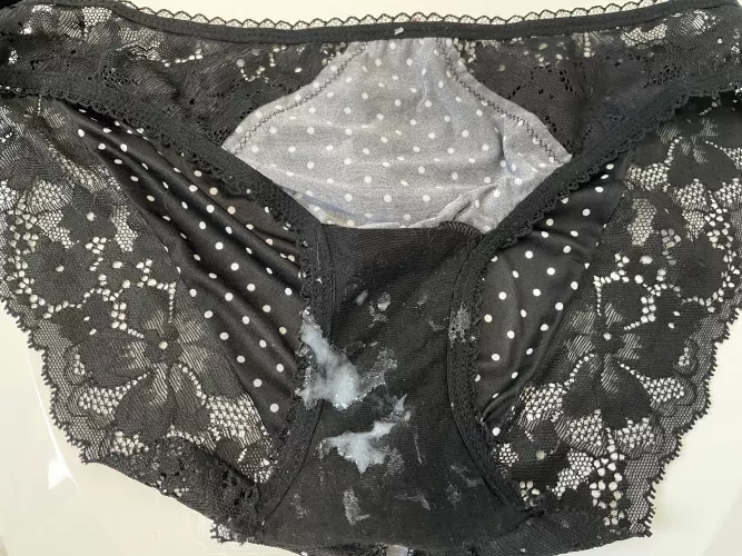 Love leaving a load in her clean pairs for her to wear by Creammachine293