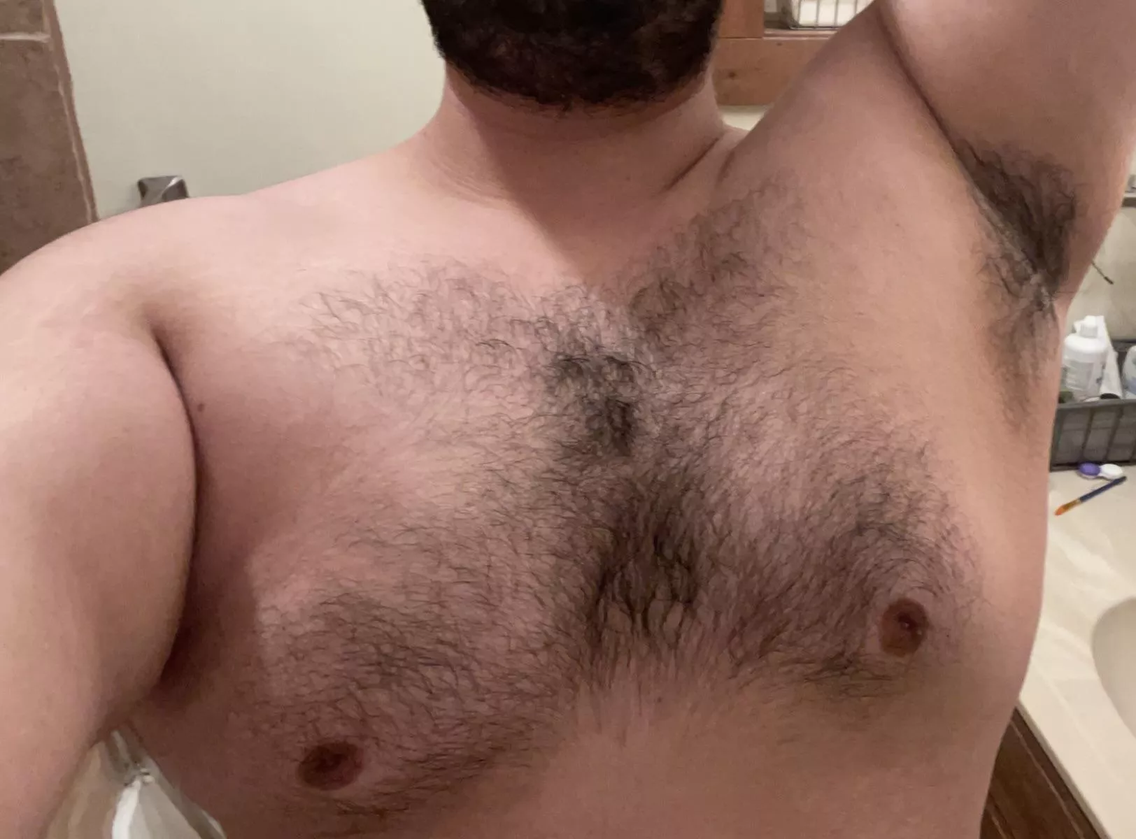 Love my body hair posted by Latinobro1023