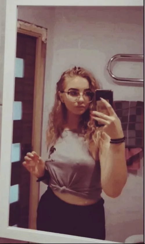 Love my curly hair by callmeevi