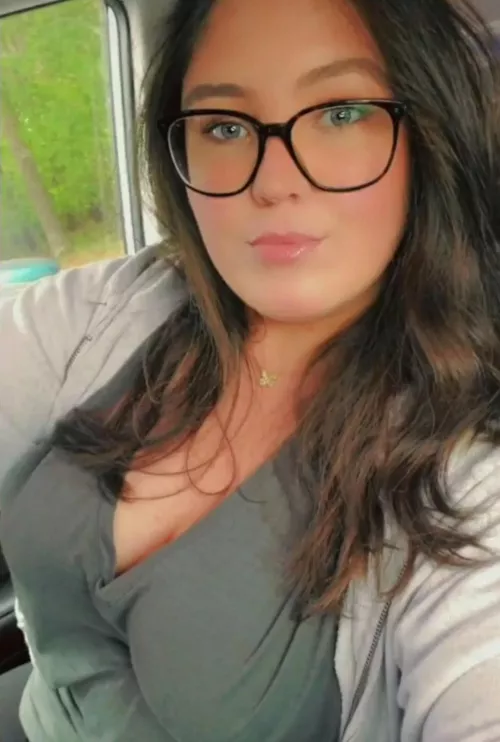 love showing off my beautiful wife. by panda300zx