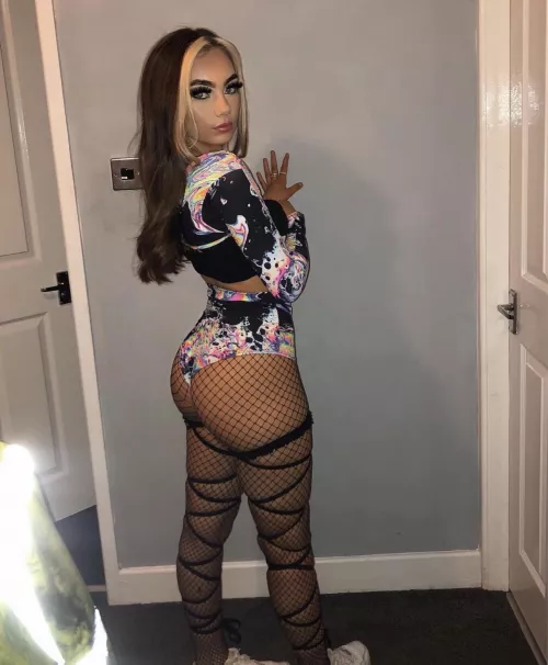 love the rave sluts by lcarlo