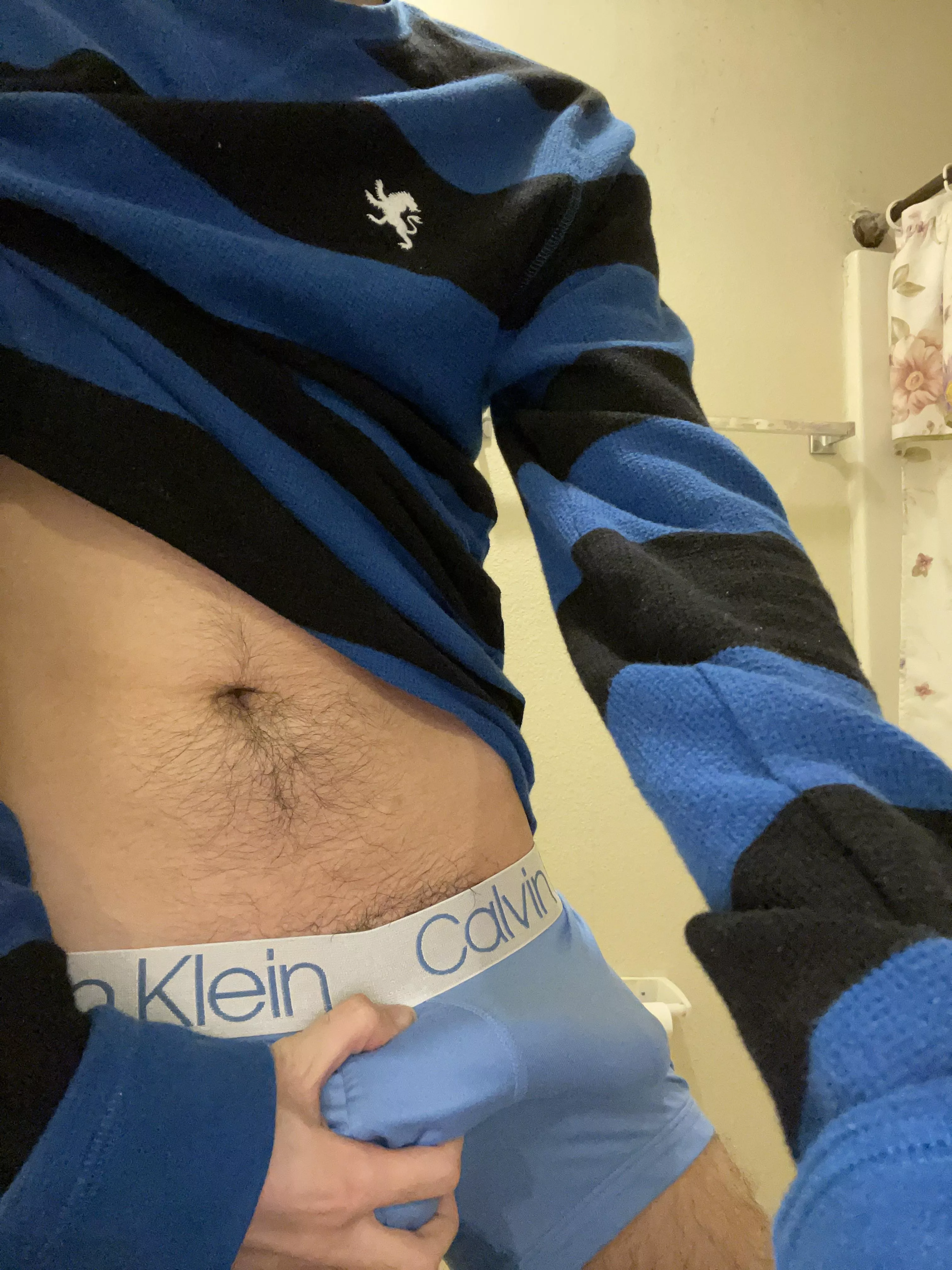 Love the way this pair hold everything in place 😈 posted by SnooOnions6108