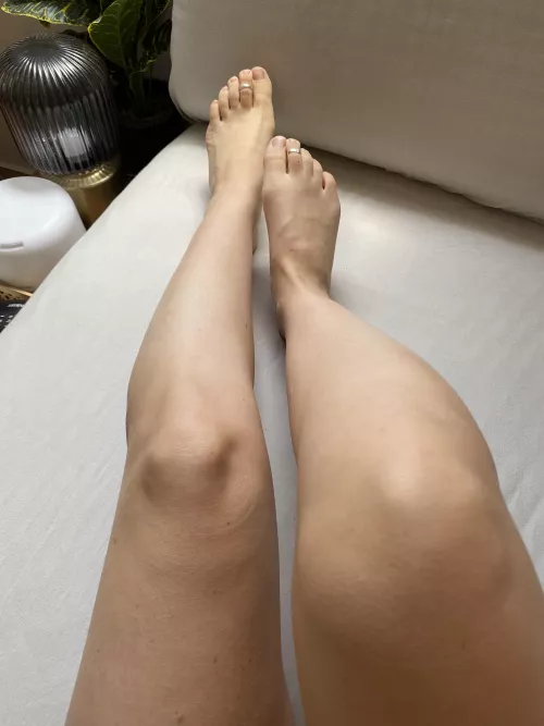 Love this morning glow who’s coming for cuddles? by mitzi4444