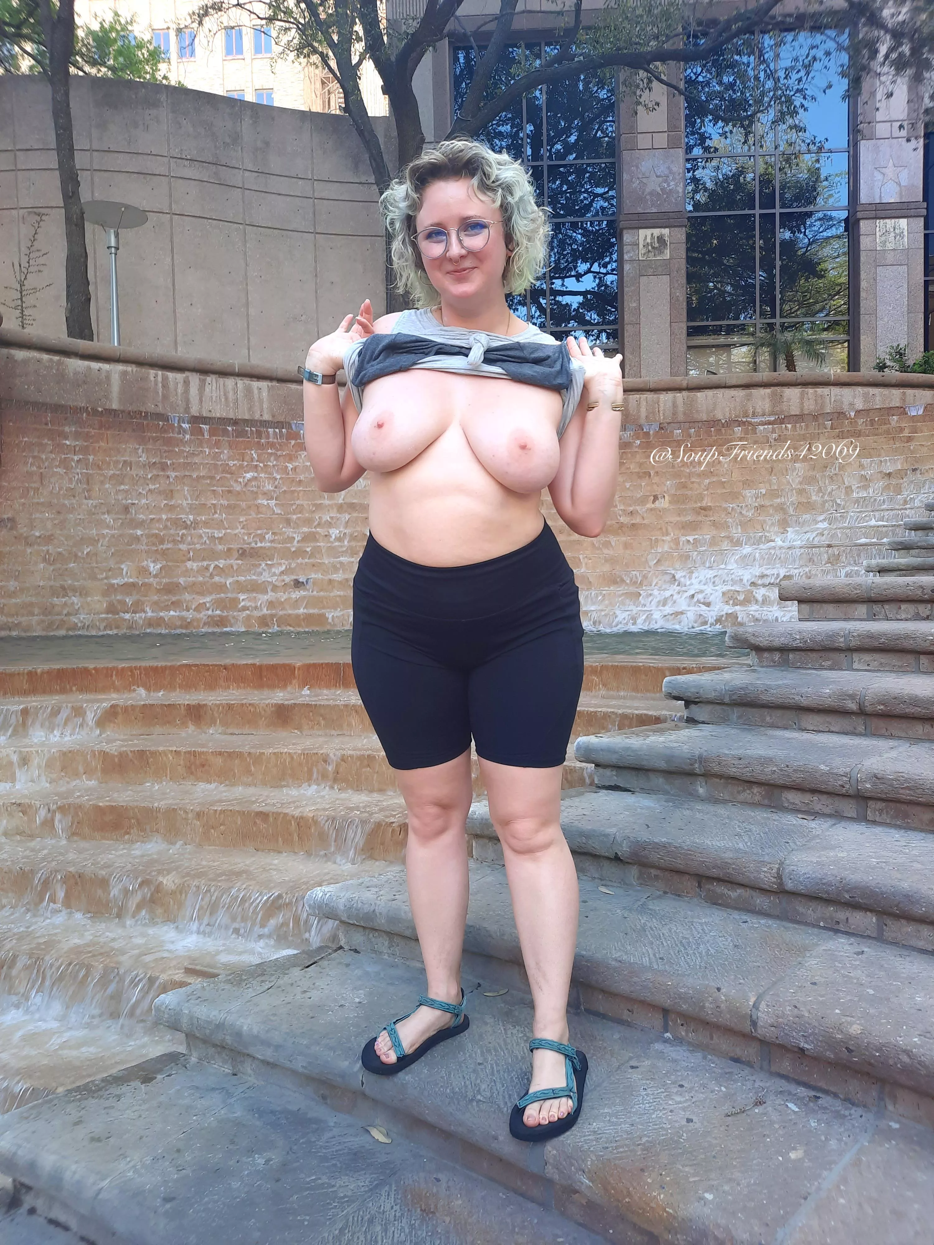 love to find scenic places so my tits can enjoy the view too 🏞 posted by SoupFriends42069