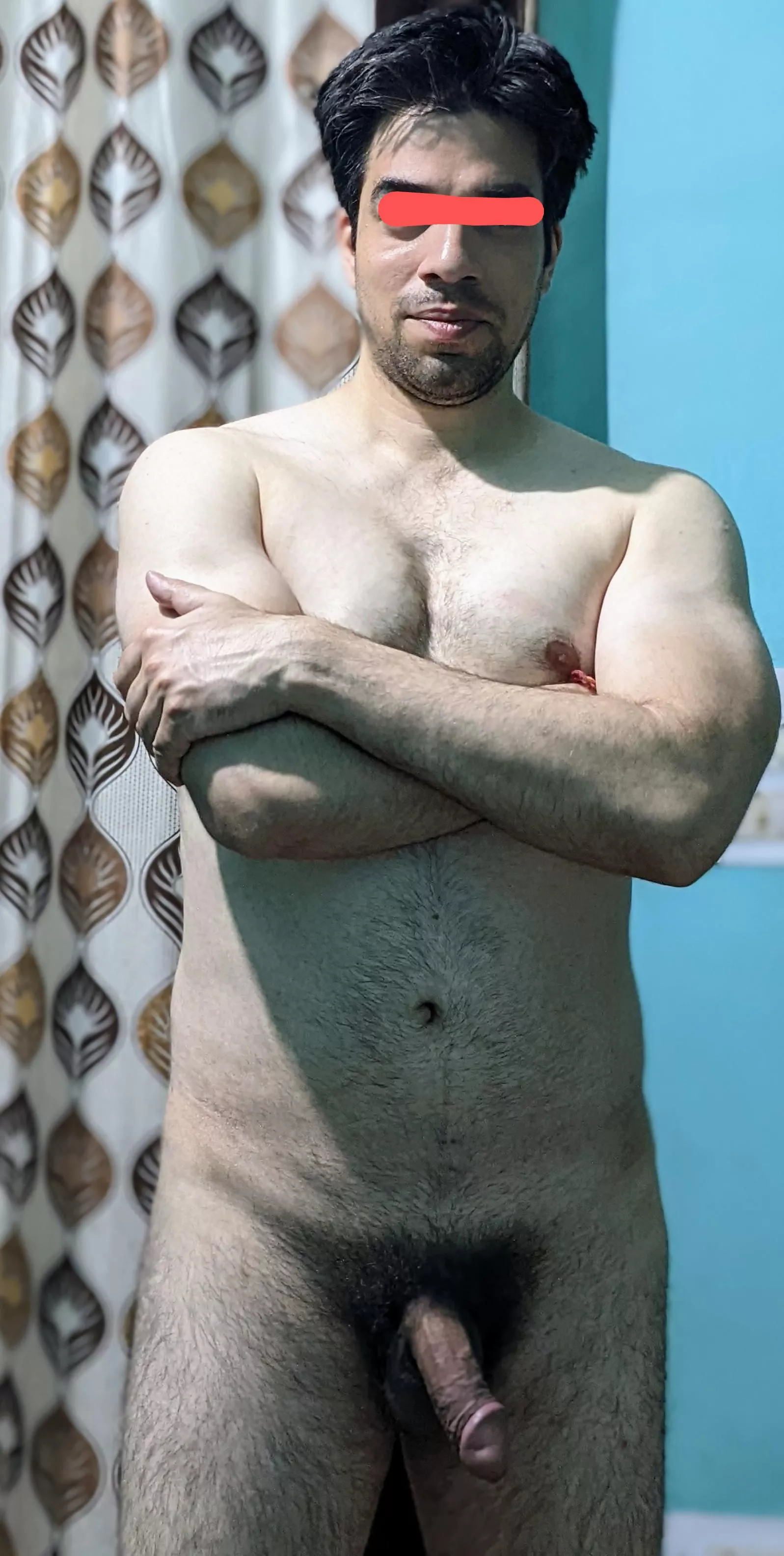 love to show off my pubes. posted by shawns777