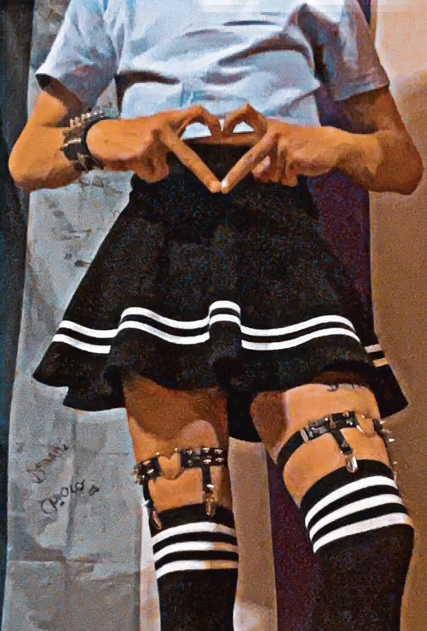 love ya all :D posted by DieNeronee