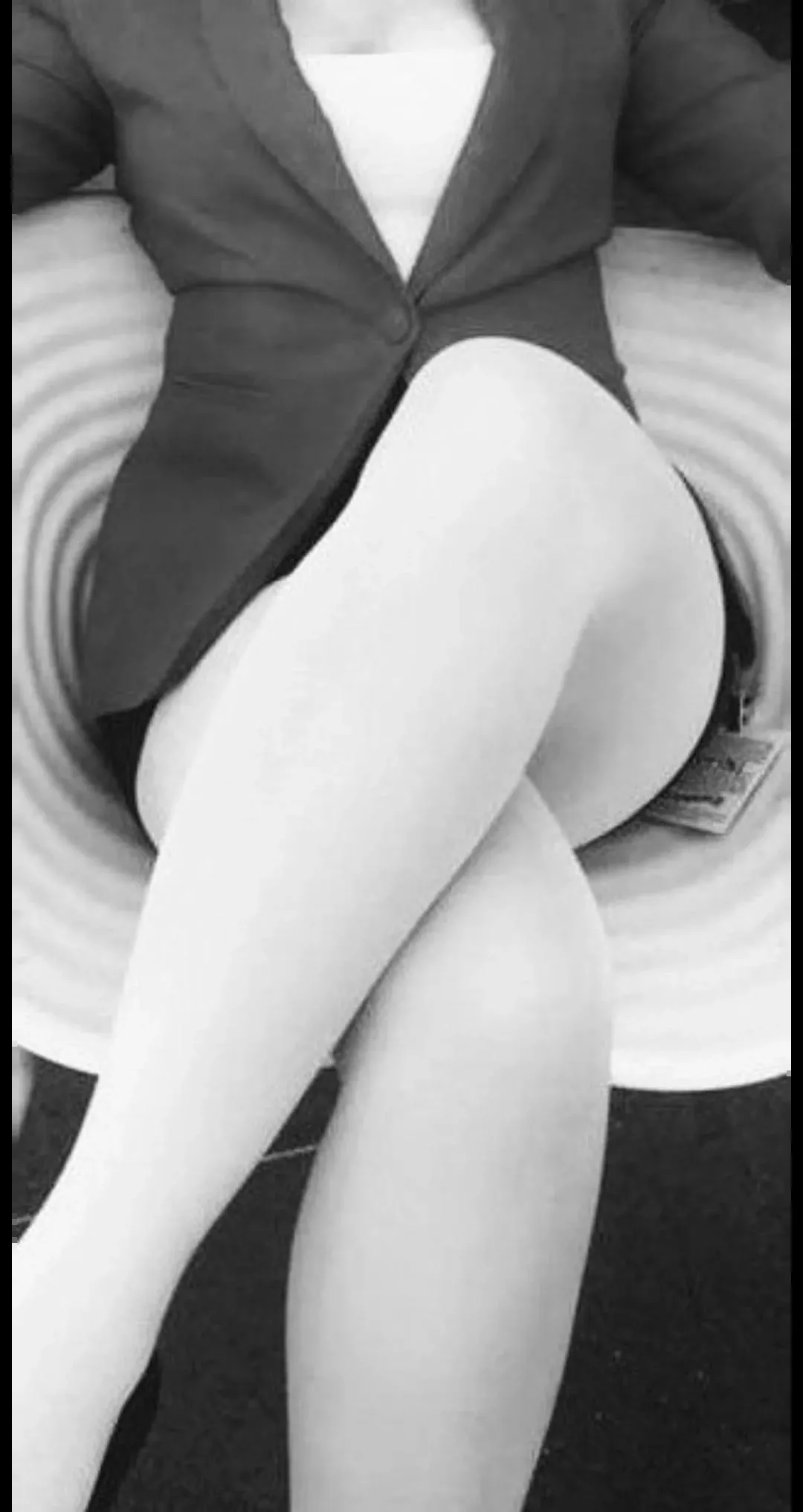 lovely bare legs from a dog's eye level. good boy posted by Charming-Track1747