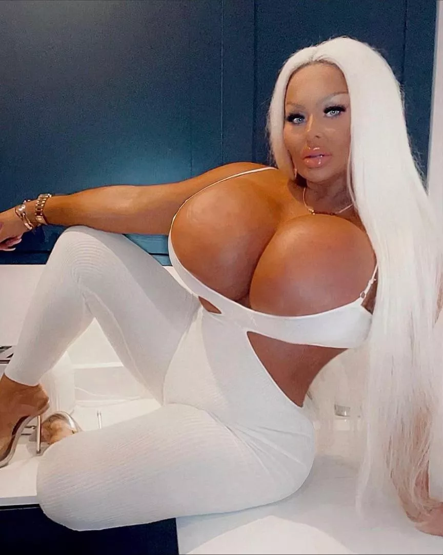 Lovely proportions! posted by trophylover