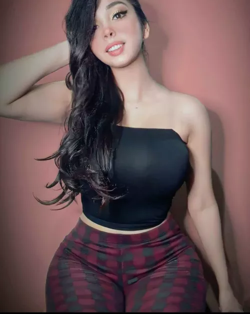 lovely shape 😍 by Charming-Track1747