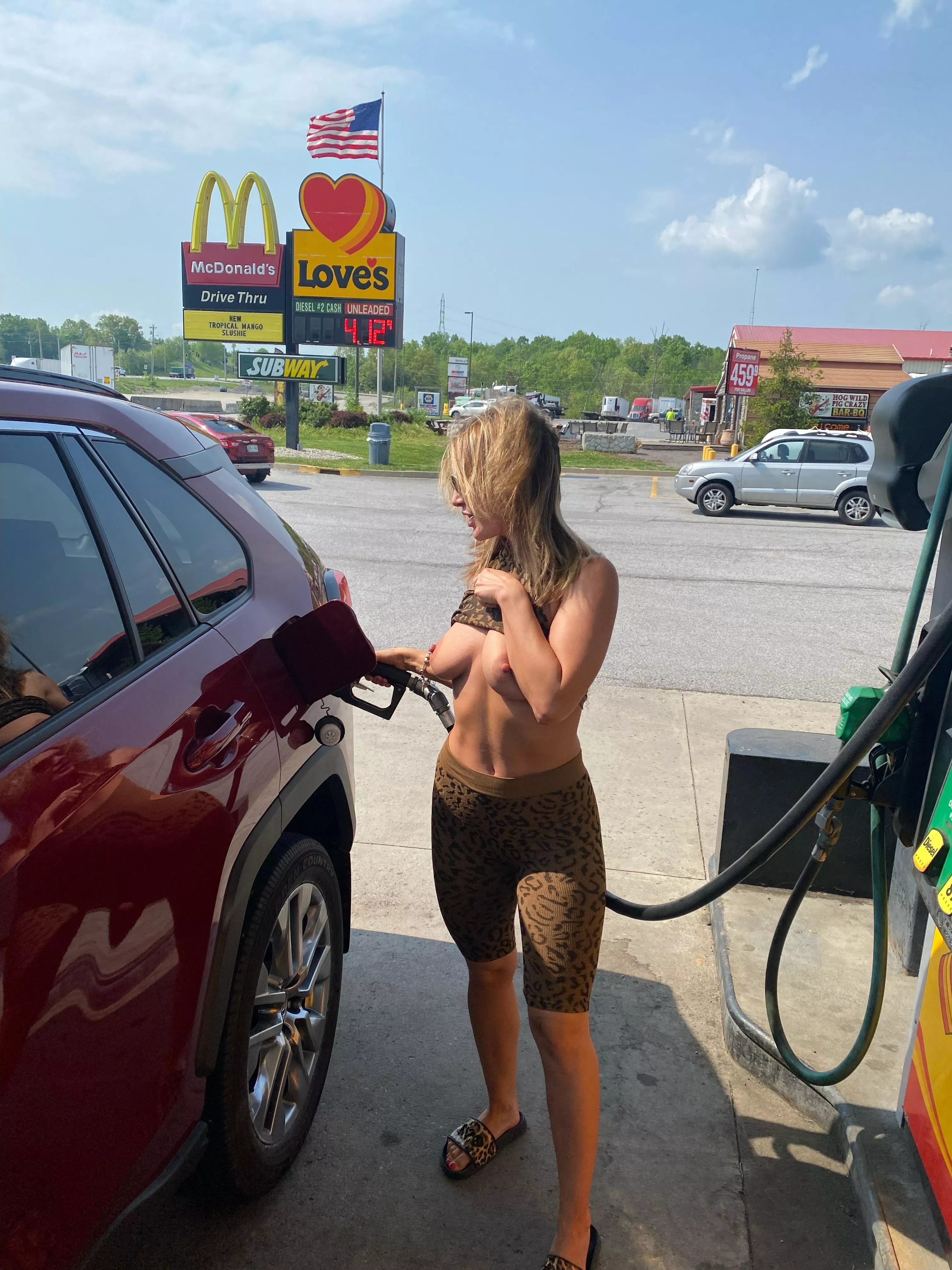 Love’s, Kentucky 🇺🇸 posted by flexy-257