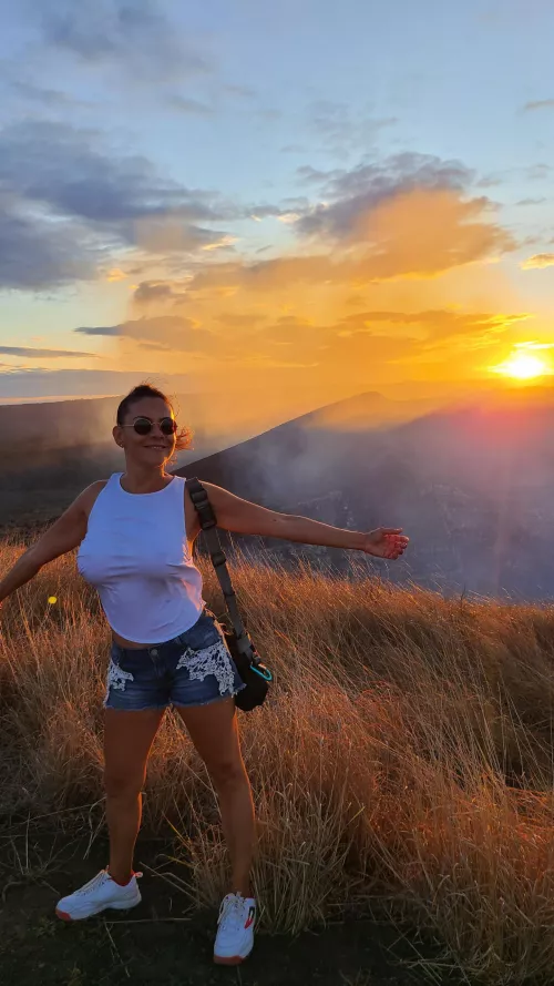 Loving BRALESS style by izatrips