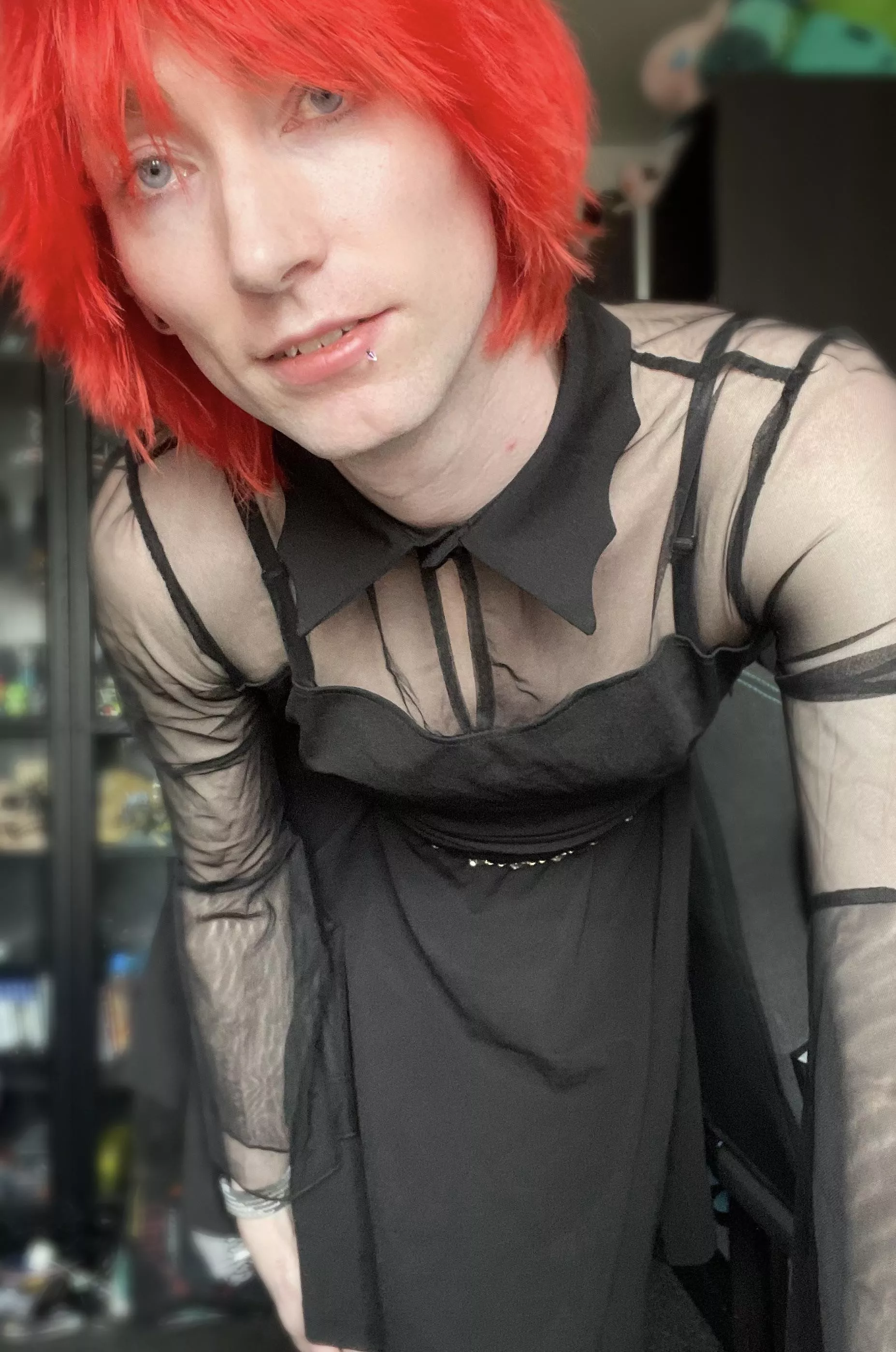 Loving how I look for the first time in a while 🖤 posted by DT8five