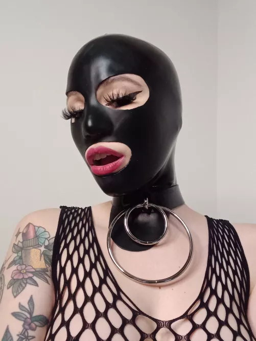 Loving this hood so much 🖤 by marketaves