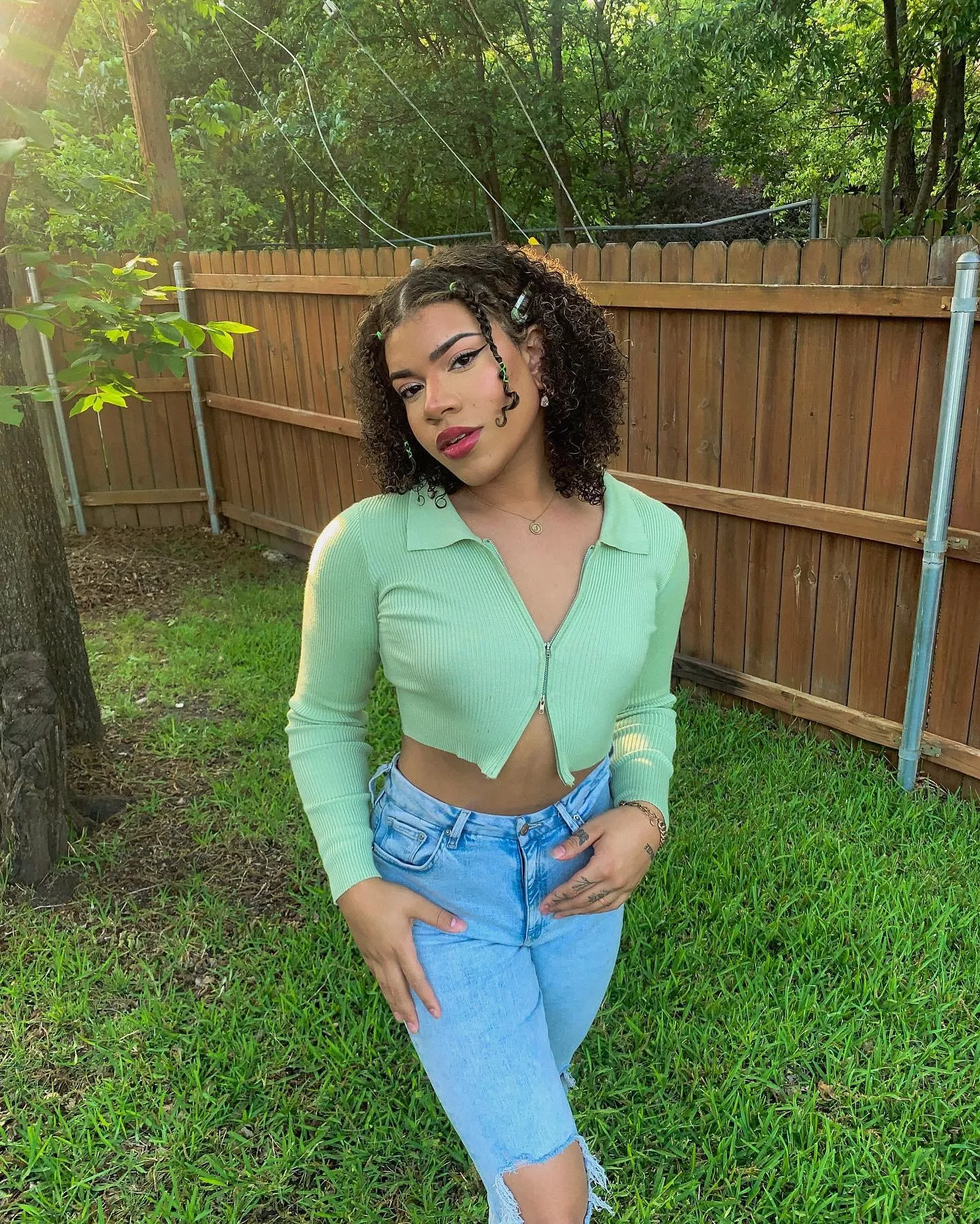 loving this look i look like a fairy🧚🏼‍♂️🥺 posted by sincerelyjuju_