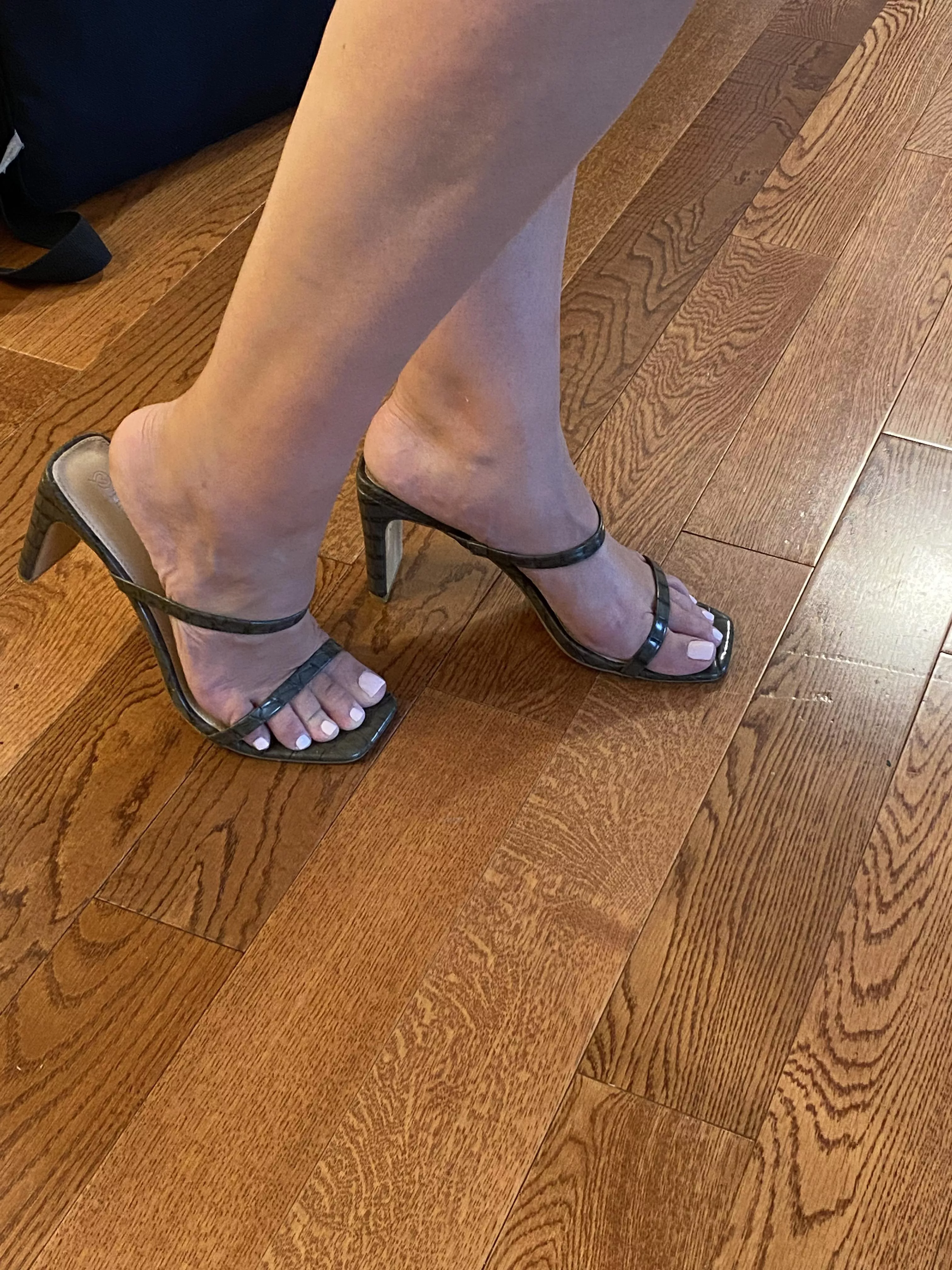 Loving this new pair posted by BudgetBackground6221