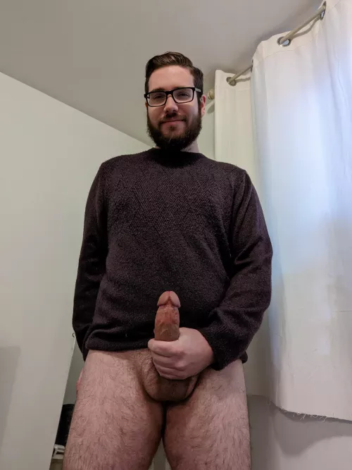 Loving this sweater weather by Tallpalebearded