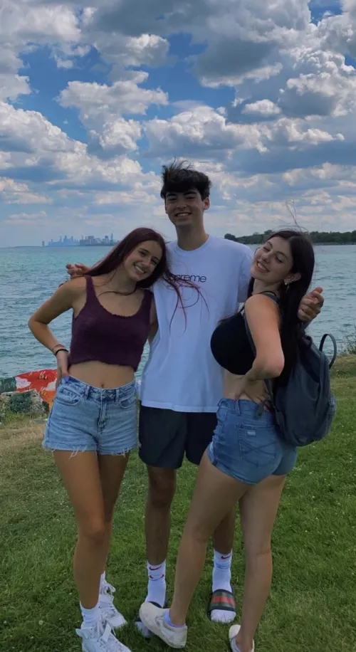 Lucky guy 😏🤤😍💦 by phanDyyck