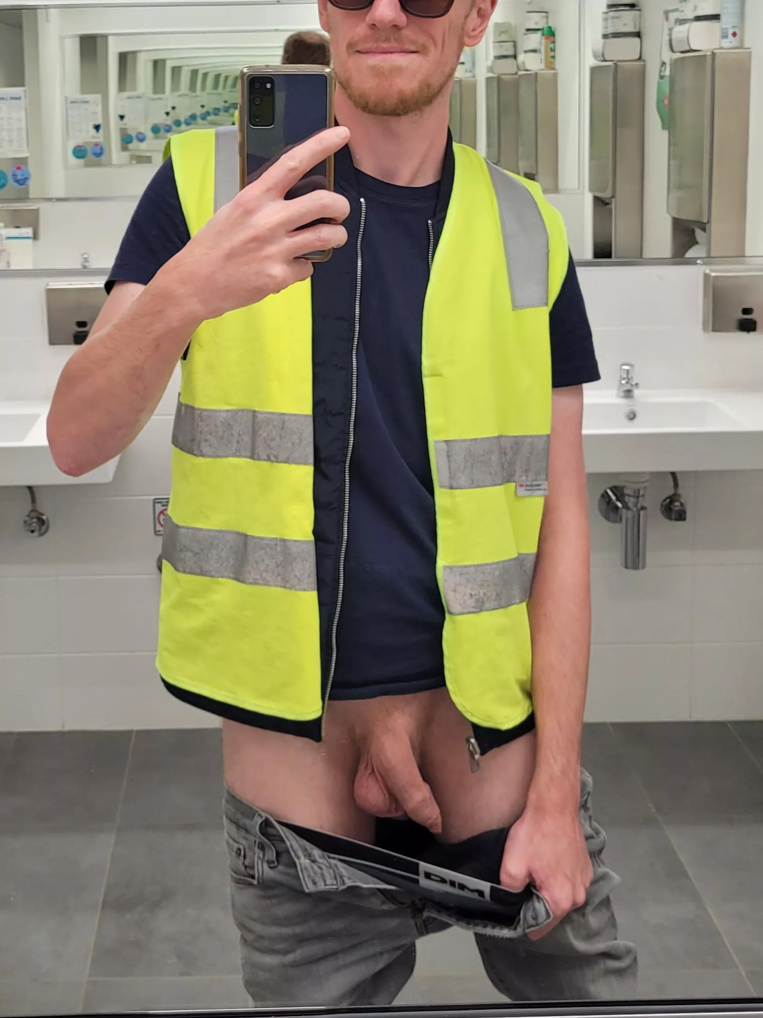 Lunch break quick nudes, what else? posted by PourLaBite