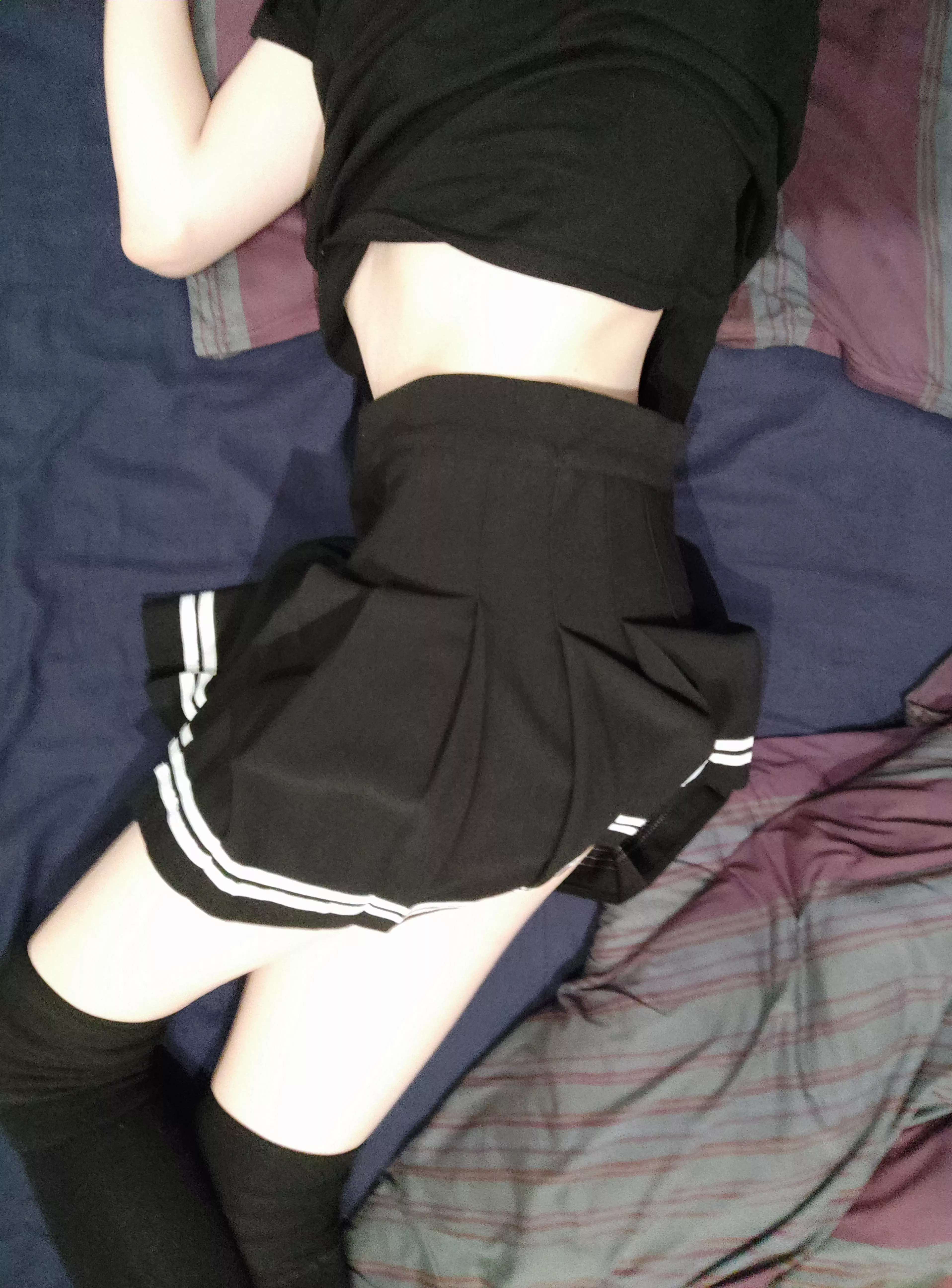 Lying in bed :) posted by _Finndus