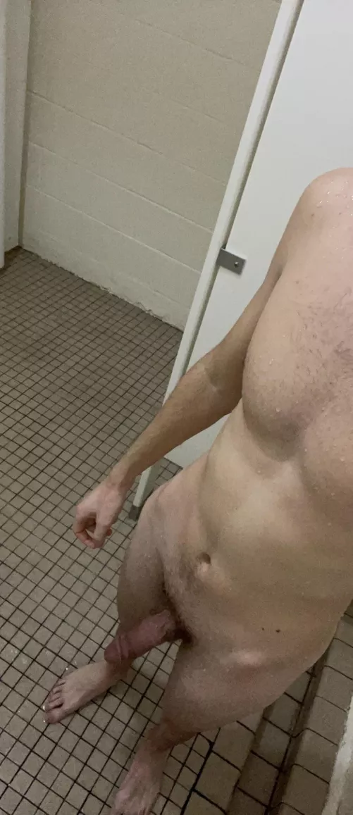 M (22) what are your thoughts? by Actual-Delivery-5194