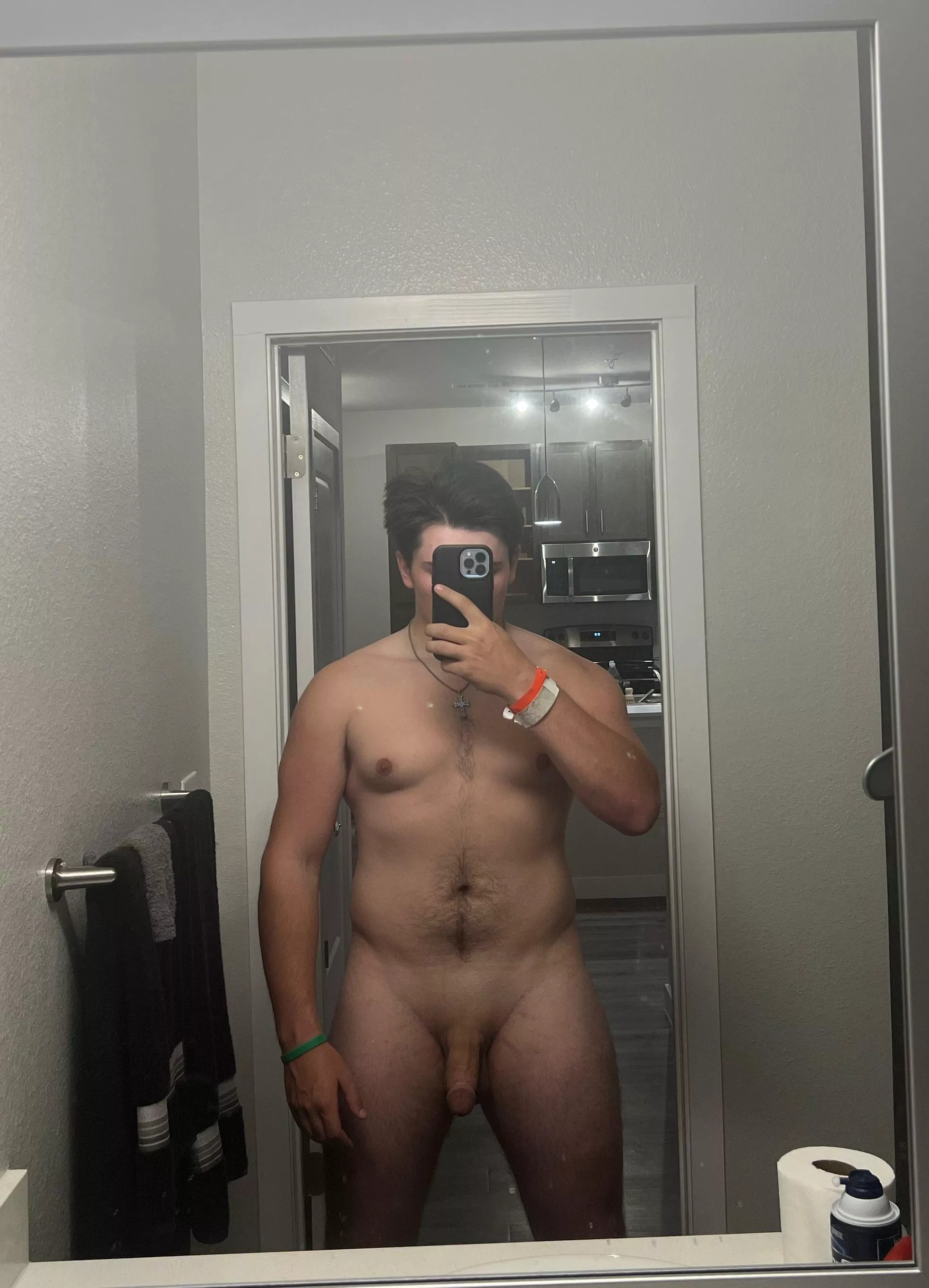 M, 225, 5’10 I’m working on my body confidence by posting publicly. I’ve been struggling with my body image for a bit. Here’s to taking steps in the right direction posted by Sneaky_browse
