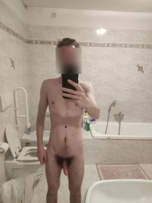 M 28, 6'4, 165 lbs. Normal nude before shower by posterw4