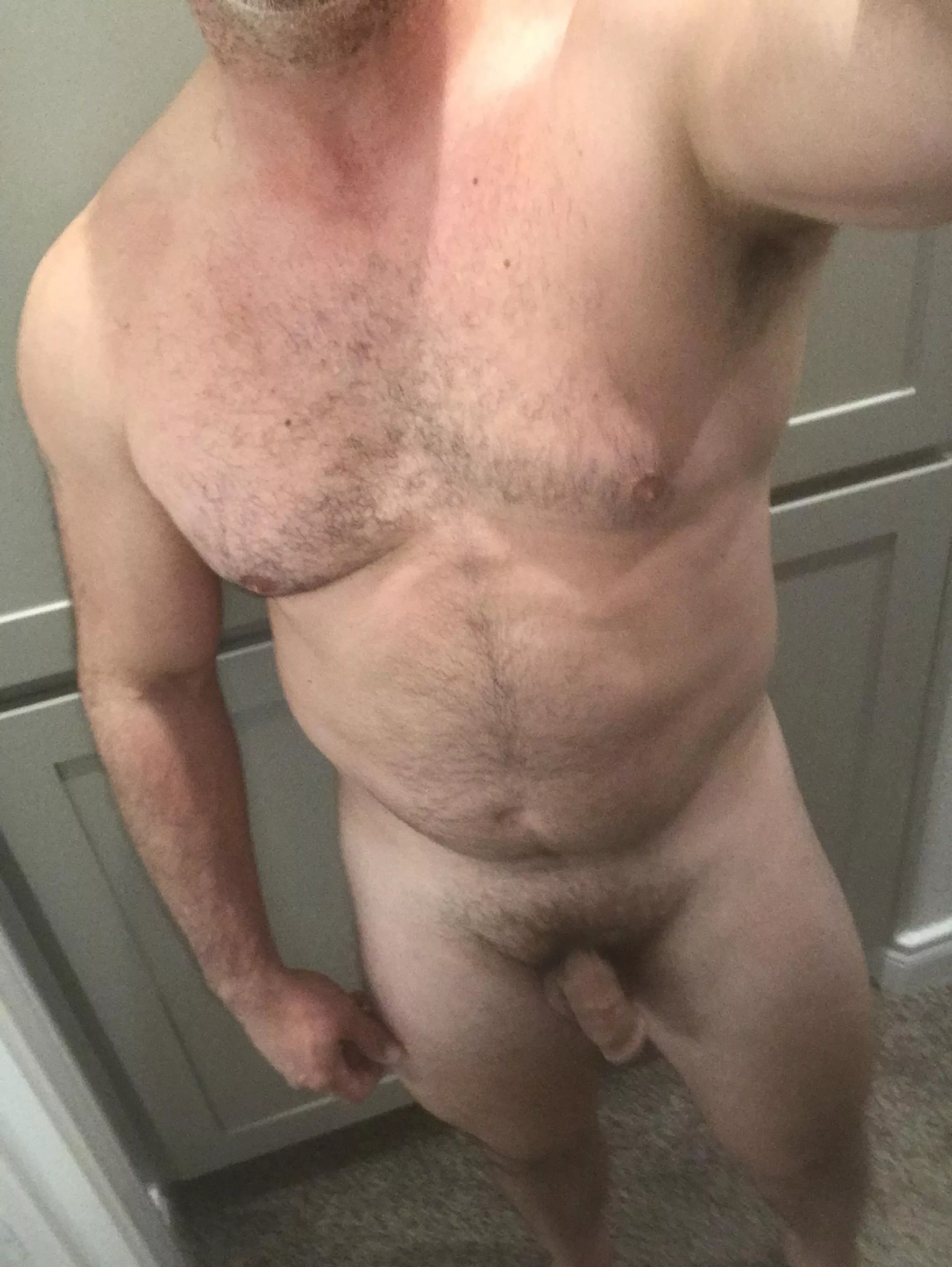 [M], 40’s, 170lbs, 5’6”. Slowly getting back into working out. It’s a process. posted by beer-or-abs