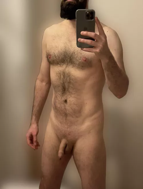 [M, 41, 185lb, 6’3”] I feel pretty good about myself today and just wanted to show off. I hope nobody minds. by Beardybritishbloke