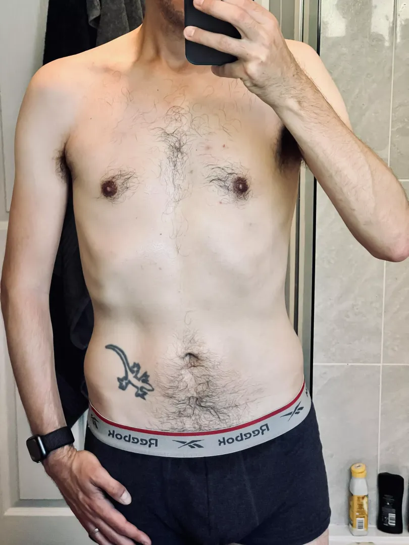 M 42 South UK… is it me or does my hand look really old?!? Lol. I’m need of a running partner… any takers? posted by FcuKinkyBugger