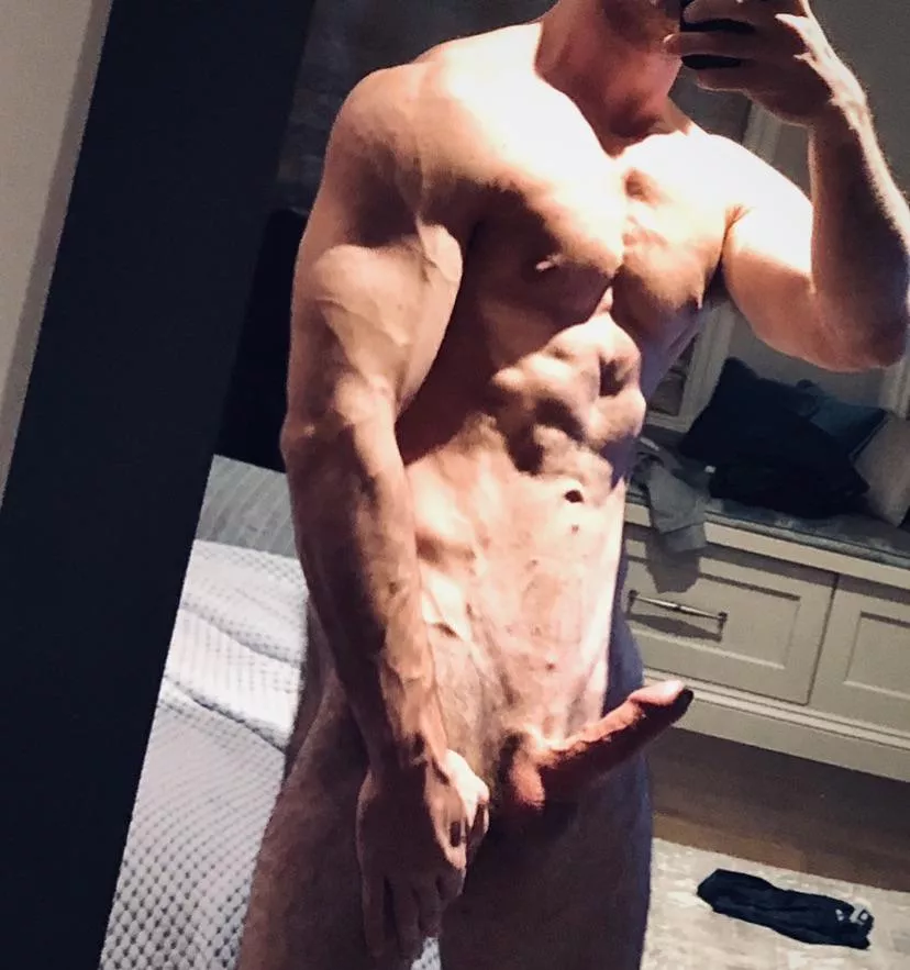 (M) Any love for fit uncut guys? posted by Cgy7707