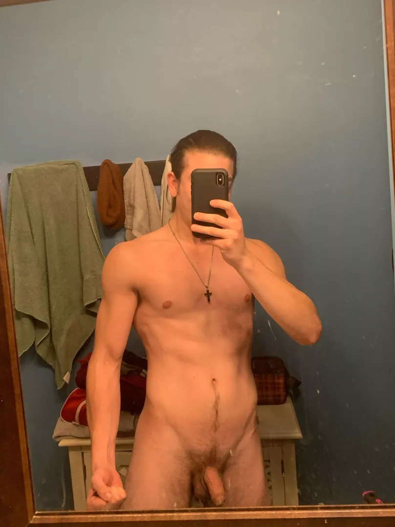 [M] Any physique critiques? posted by JimboHendrixson