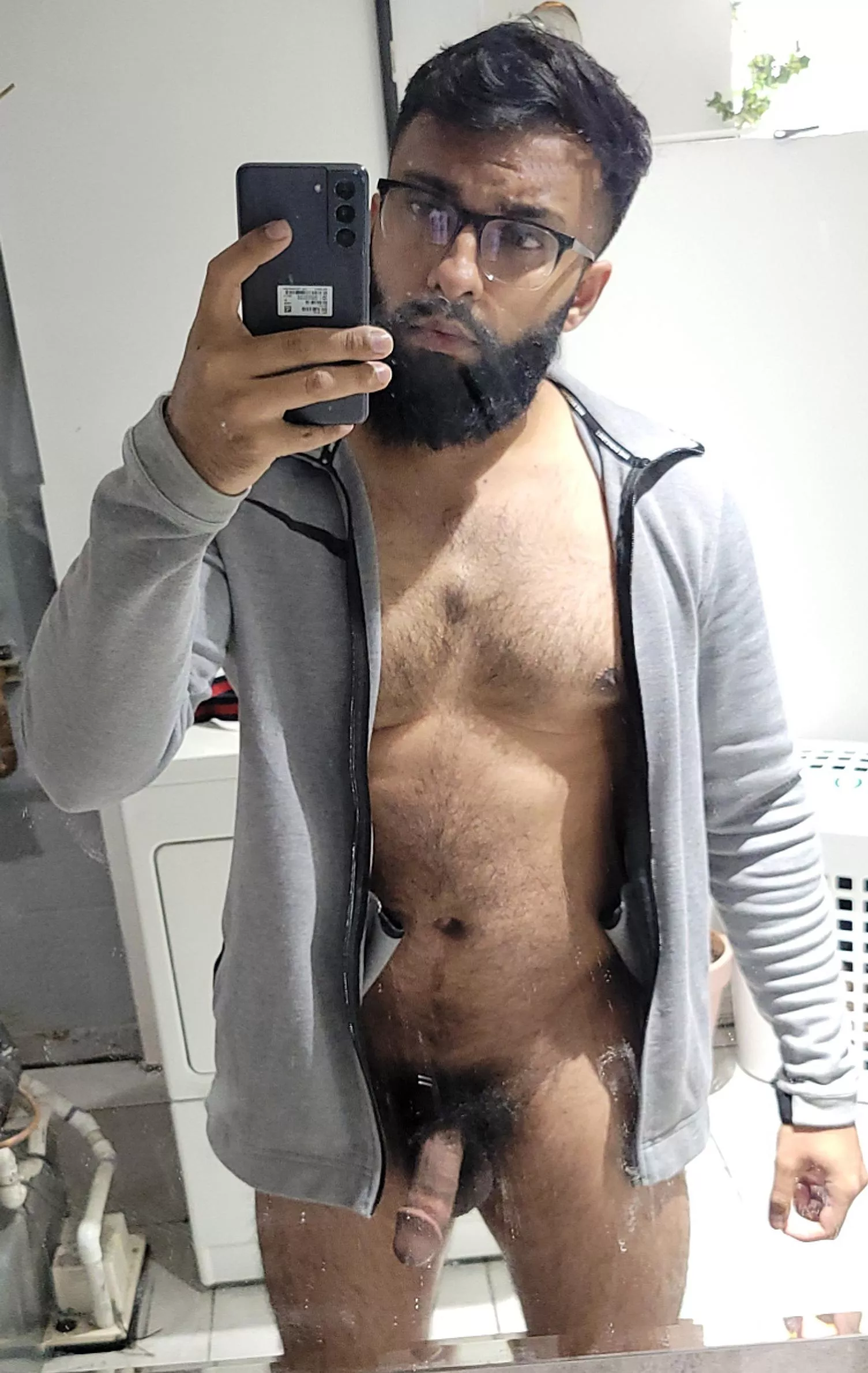 (M) Are nerds allowed here? posted by Dismal-Crazy4545