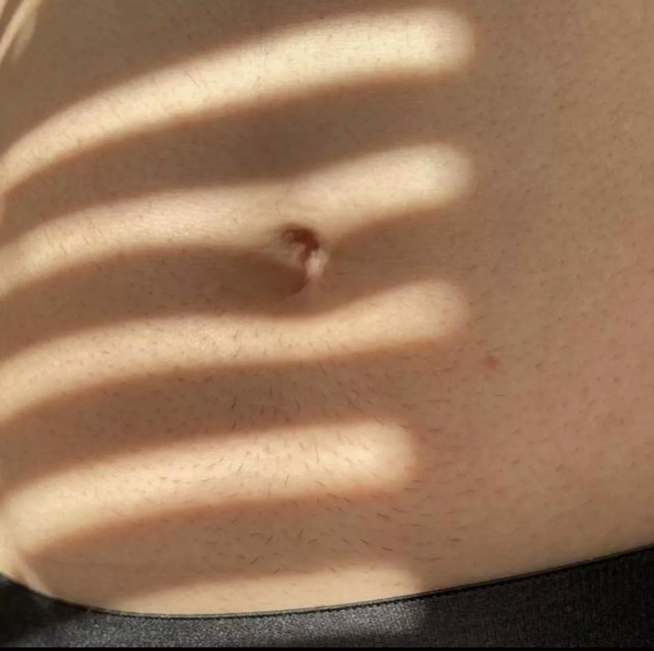 (M) Artsy innie posted by Language-Sure