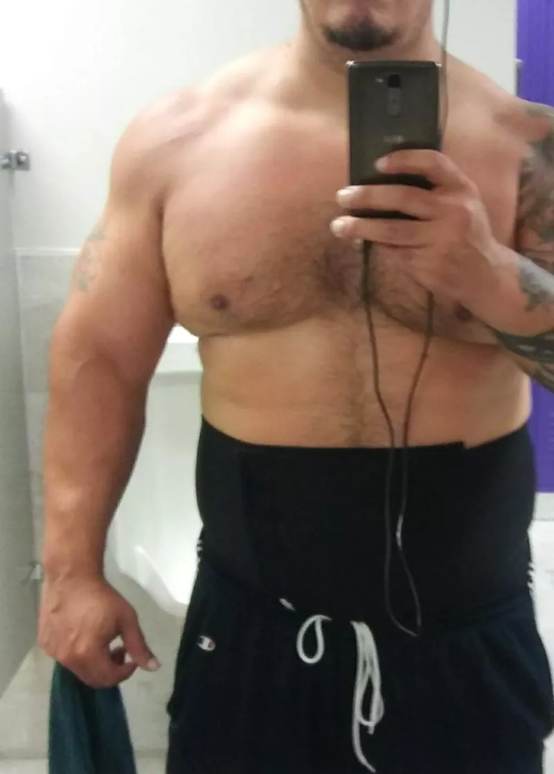 (M) done for friday posted by pablofkd