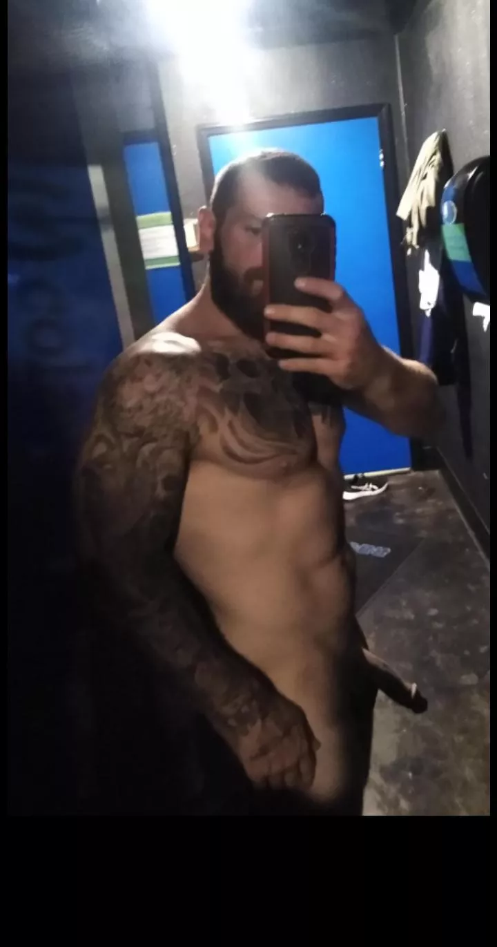 [m] fit bod. am I ready for summer? posted by johnmmack