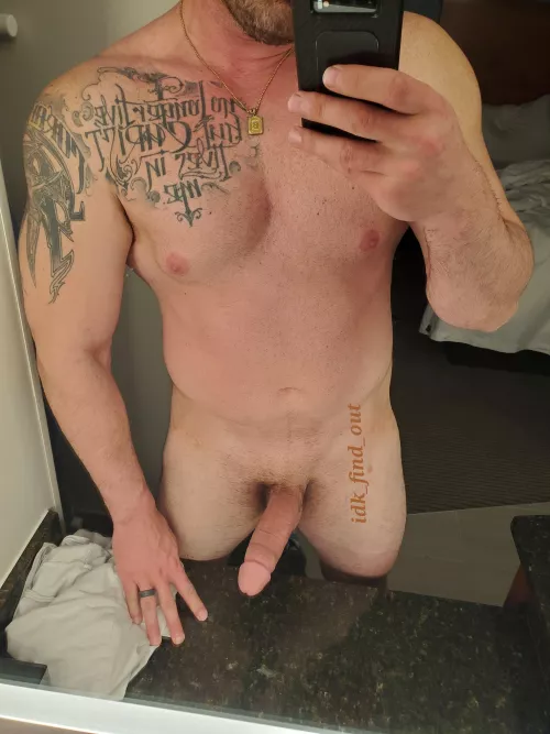 [M] hard workout = hard shower 😏 by idk_find_out