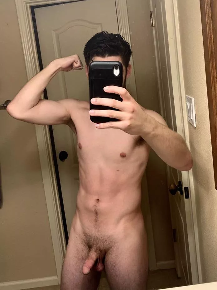 [M] Just started working out and seeing results posted by Everest___